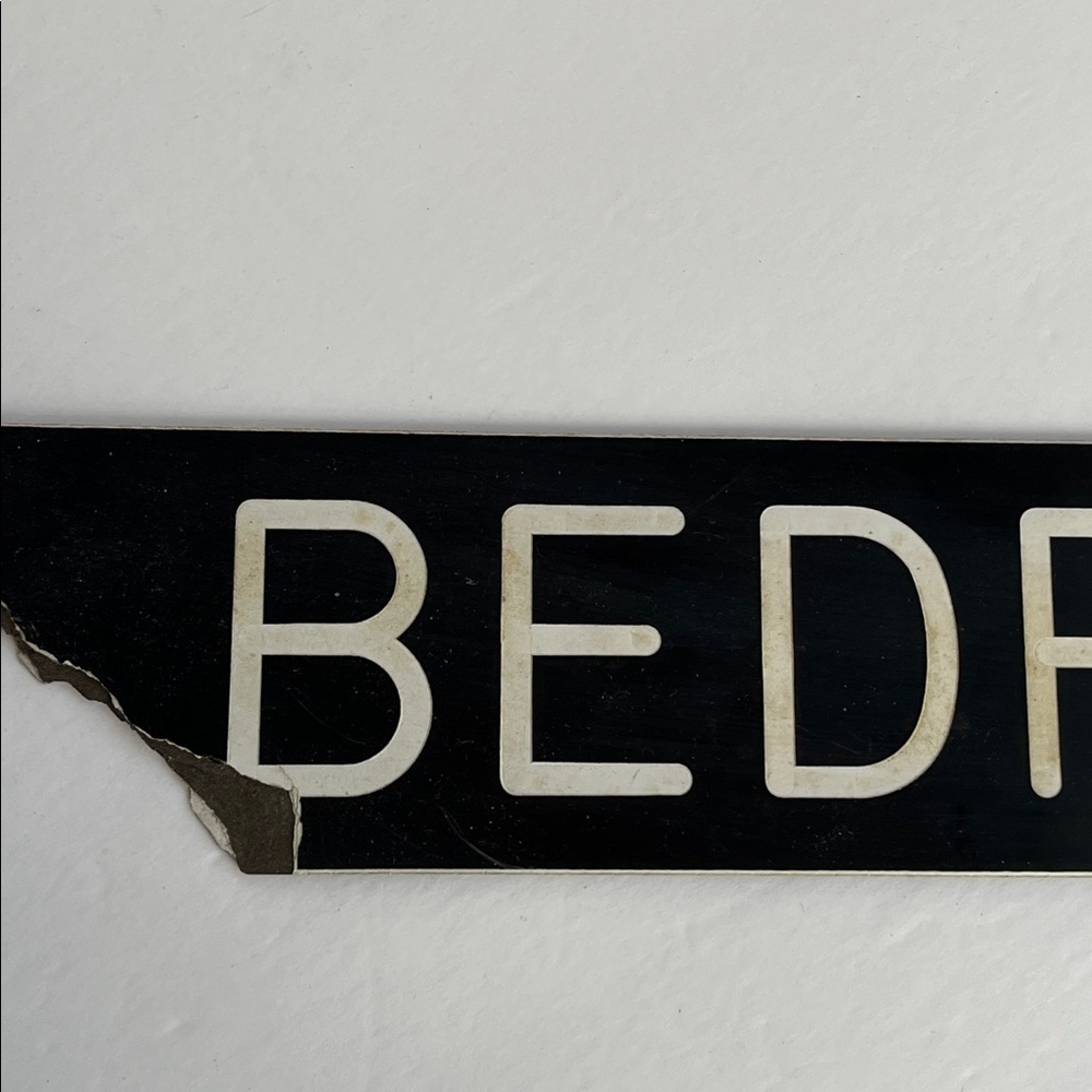 Vintage BEDROOMS Hotel Sign 1974 Hotel Heidelberg Jackson Mississippi - Picture 5 of 5